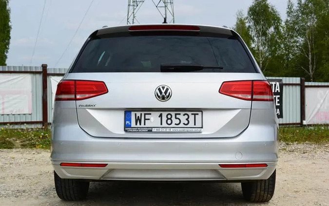 Volkswagen Passat cena 64900 przebieg: 192000, rok produkcji 2018 z Racibórz małe 704